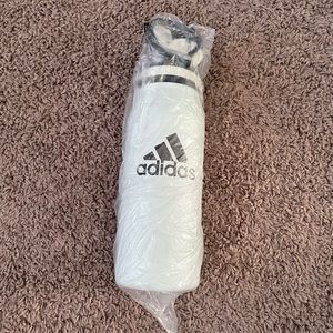 Adidas hydro flask